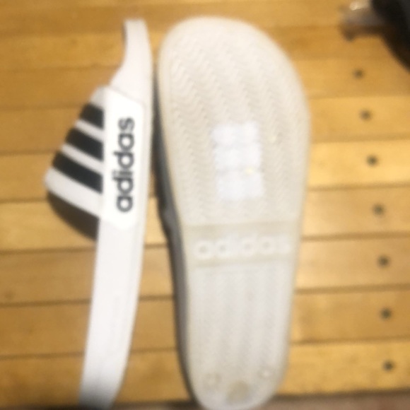 Mens size 12 adidas slides - Picture 4 of 6